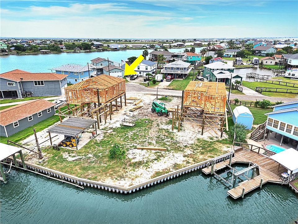 1st image of 8 Scallop Ln
