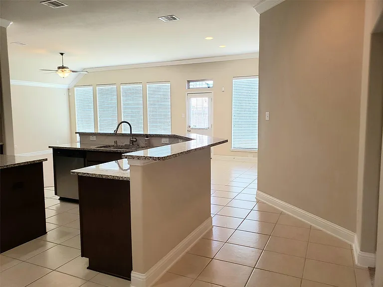 9515 Bosque Hills Ct — Photo 9