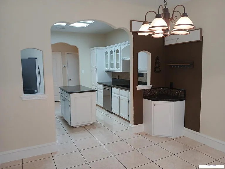 1514 Christian Cir — Photo 16