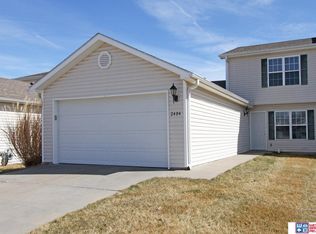 2404 Ramsey Rd, Lincoln, NE 68524
