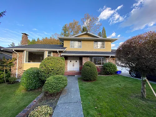 6368 Buckingham Dr Photo 1