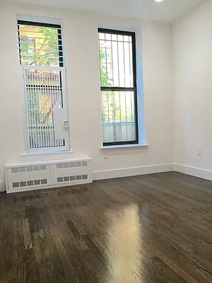 Rented by Uptown Flats LLC | media 44