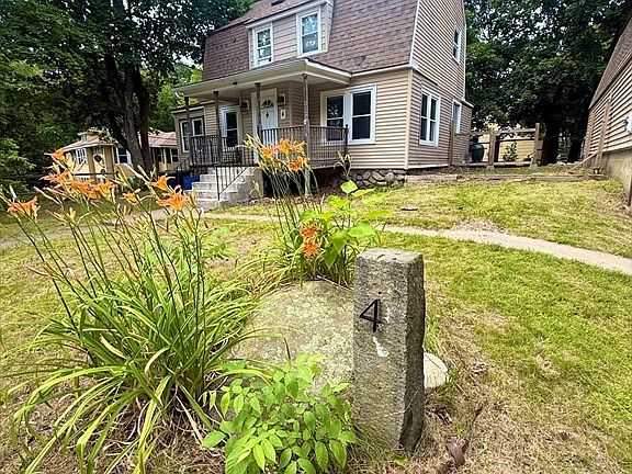 2nd image of 4 Glenwood Ave