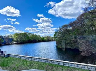 36 N Stone Mill Dr #1224, Dedham, MA 02026