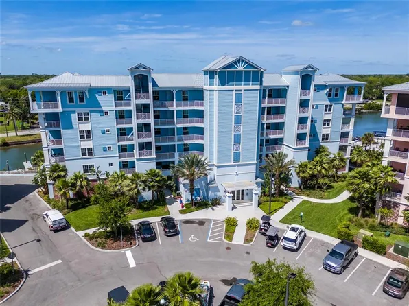 3 Riverwalk Dr #303, New Smyrna Beach, FL 32169