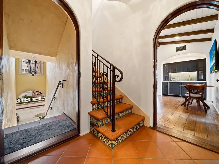 7344 Olivetas Ave — Photo 22
