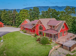 2386 Lower Rinehart Rd, Dandridge, TN 37725