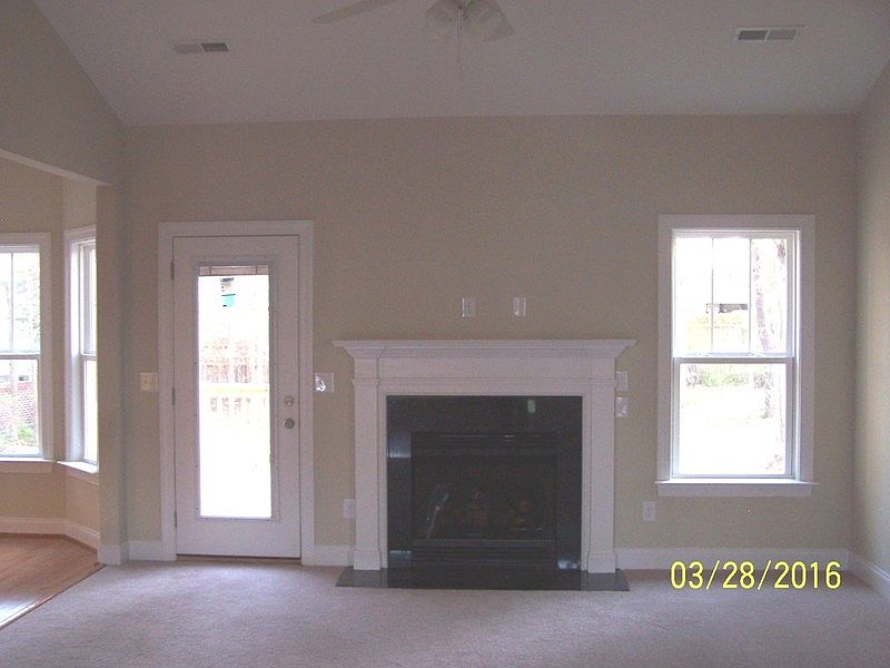 2nd image of 607 Hertford Ln