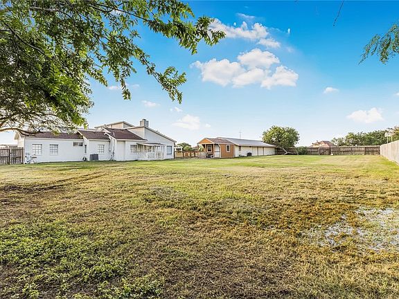 2nd image of 2125 Riata Dr