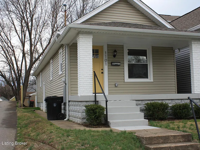 1101 E Saint Catherine St — Photo 2