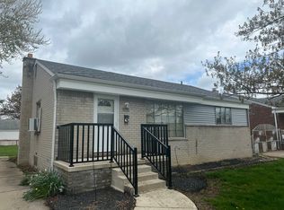 15325 Churchill St, Southgate, MI 48195