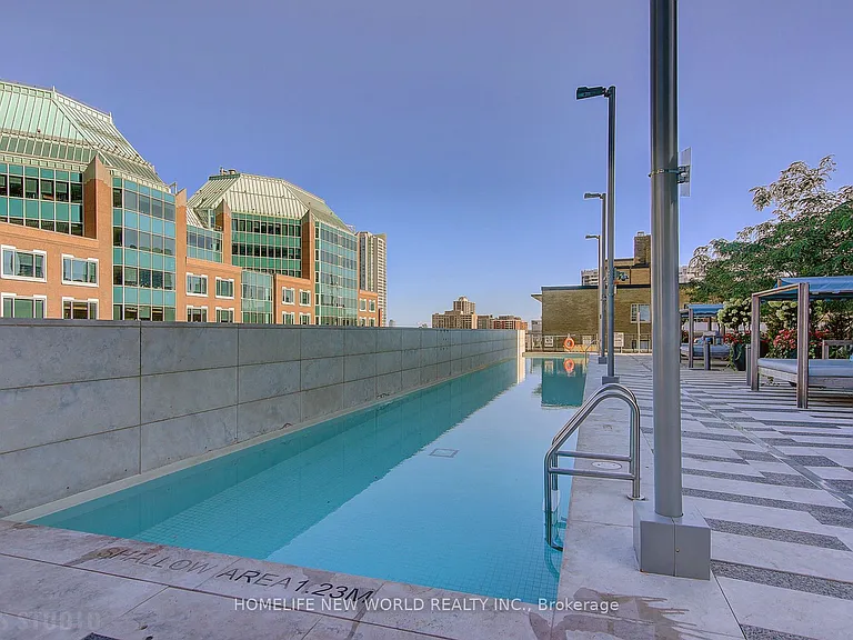 101 Charles St E #610 — Photo 21