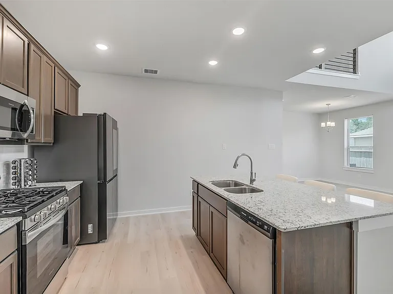 2734 Pheasant Hill Ct — Photo 11