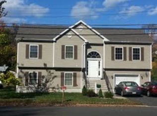 7 Georgene Ct, Parsippany, NJ 07054