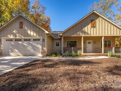 131 Dalton Ct, Lake Lure, NC, 28746