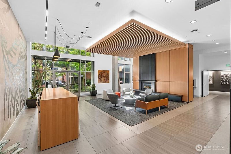 3rd image of 530 Broadway E #311