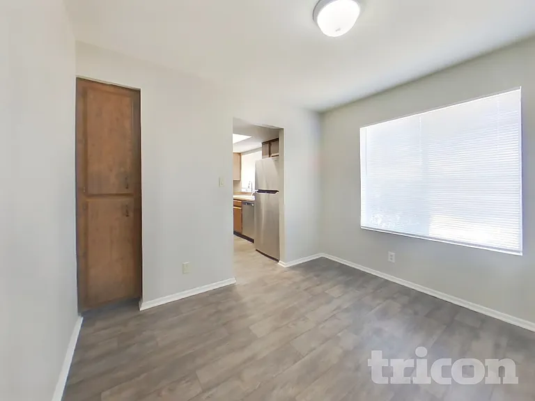 4323 W Poinsettia Dr — Photo 17