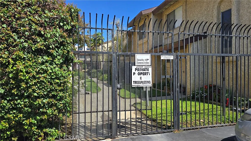 2 bed, 1.5 bath, 1100 sqft, $2,600 — Photo 4