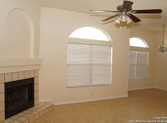 5th image of 2851 Almond Field Dr