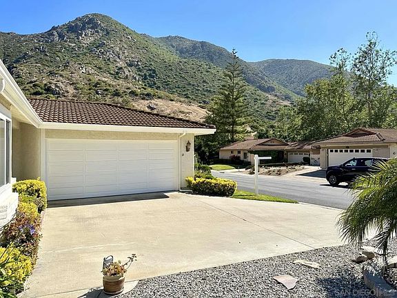 5th image of 1208 San Como Ln
