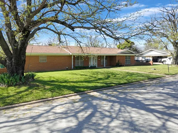 816 Preston Ln, Dublin, TX 76446