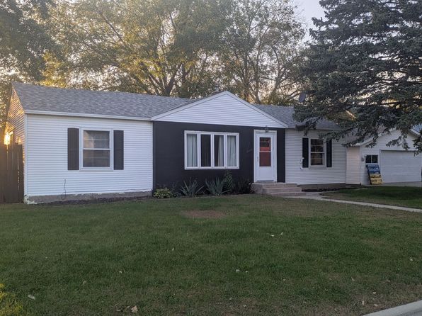 1816 7 1/2 St SW