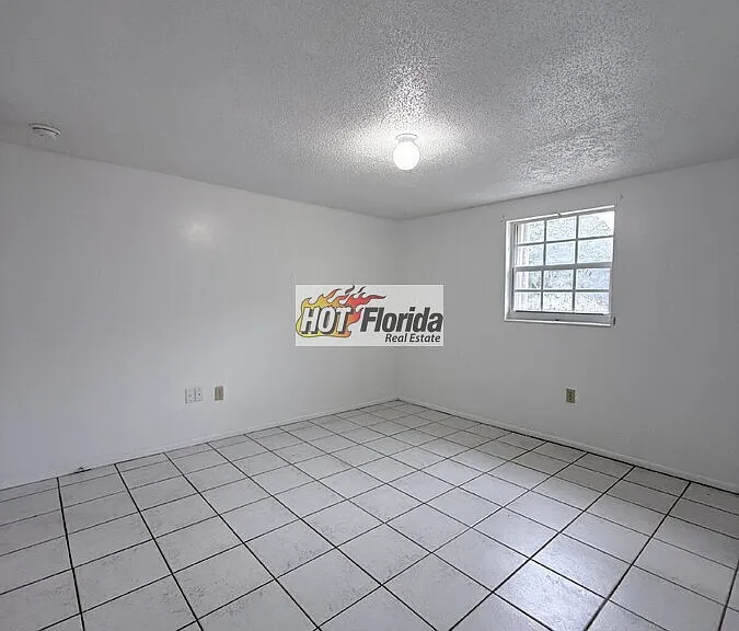 1003 Wildflower St #B — Photo 14