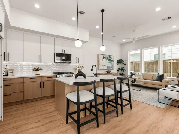 1143 Boyles St, Houston, TX 77020