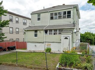 46 Orient St, Worcester, MA 01604
