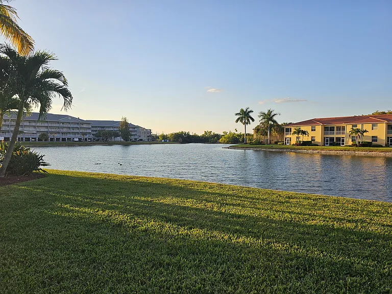 4104 Bellasol Cir #1312 — Photo 43