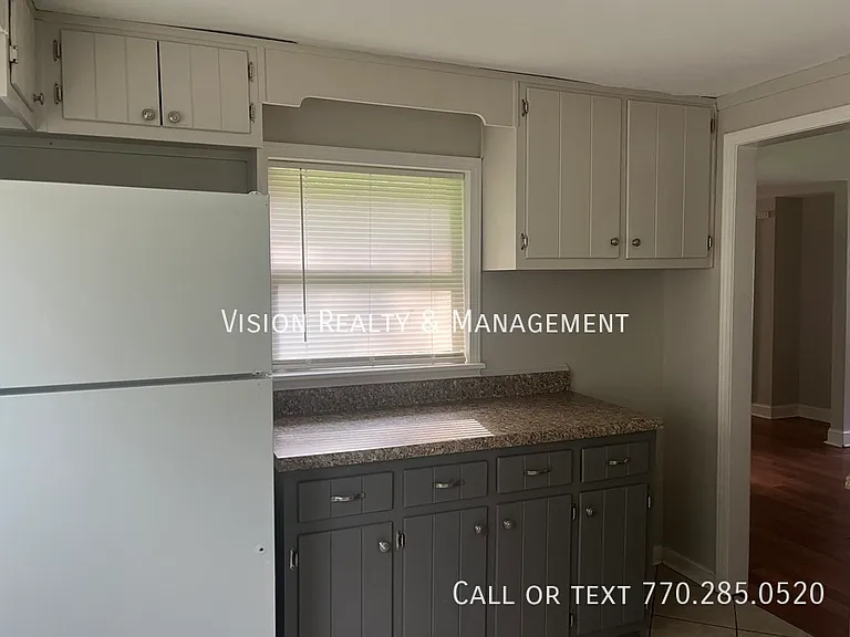 1012 Sapphire St — Photo 9