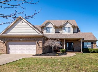 1013 Rose Ridge Rd, Versailles, KY 40383