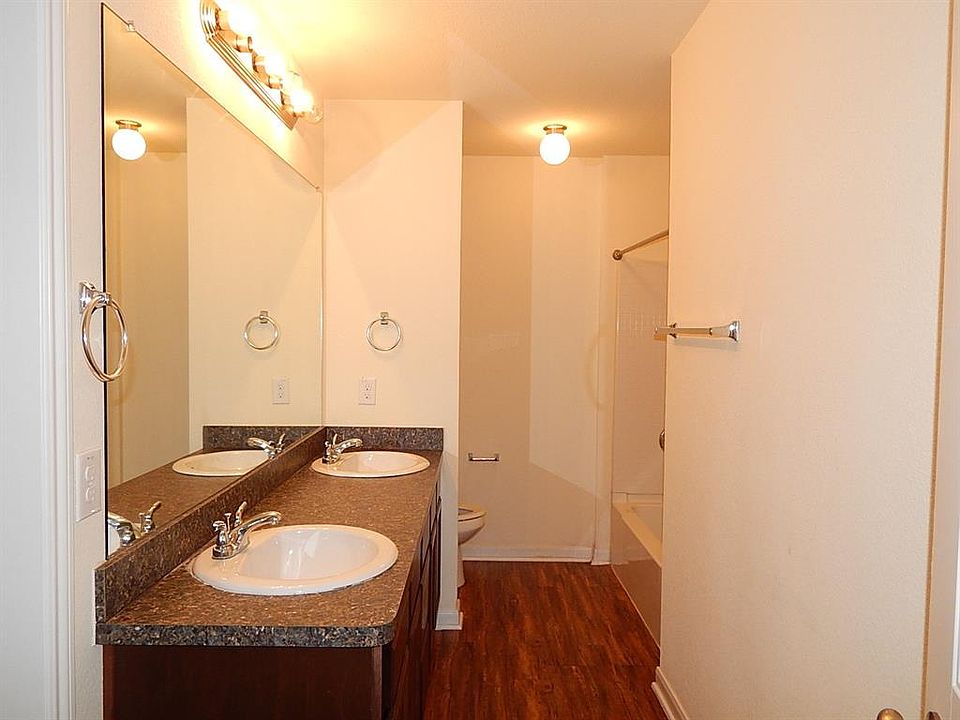 2nd image of 4843 Pachuca Ct