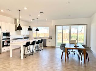 9504 Hill Springs Ln, Shafter, CA 93263