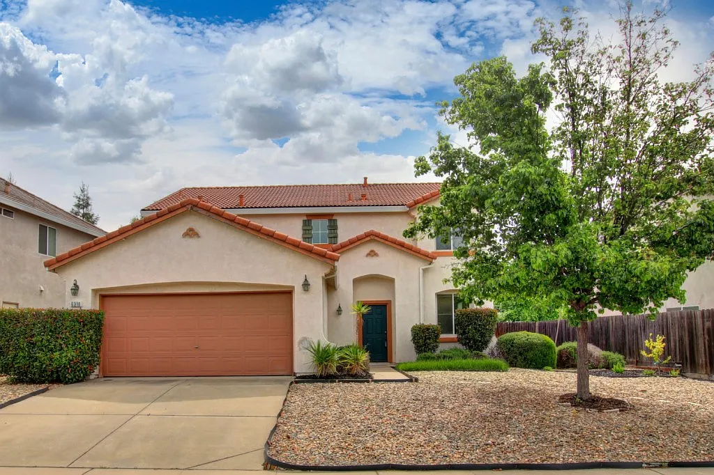 6310 Mallard Ct photo 1