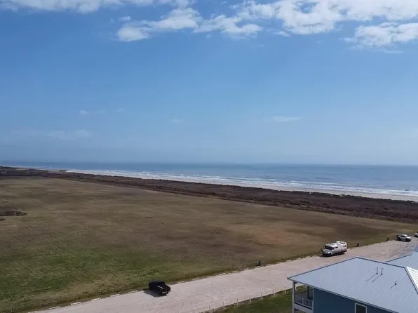 50 Grand Beach Blvd, Galveston, TX 77550