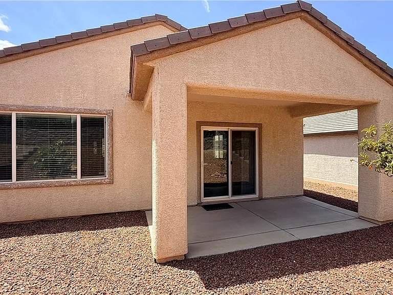 2354 Amana Dr — Photo 18