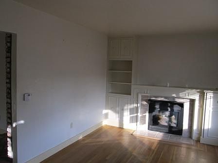 2nd image of 242 Maxwell Ave