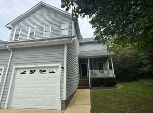 8260 Hempshire Pl APT 101, Raleigh, NC 27613