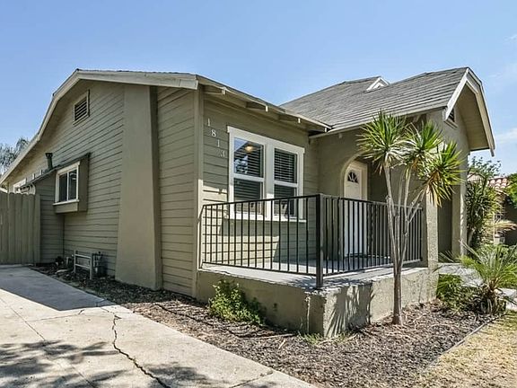 5th image of 1813 W Clark Ave