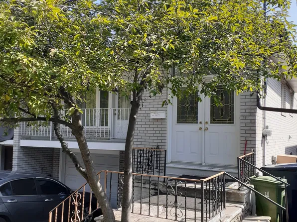 59 Fisherville Rd, Toronto, ON M2R 3B8