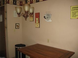 5245 Schario Rd NW, Canton, OH 44718