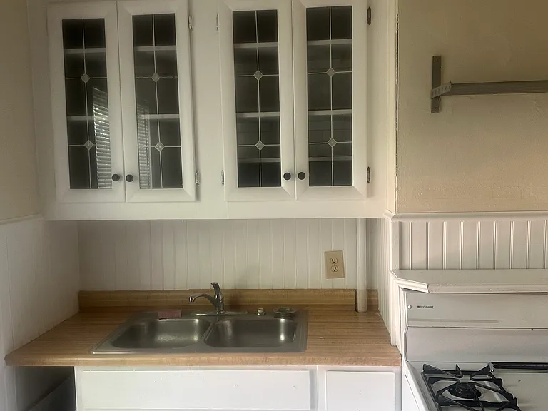 2nd St — Photo 3