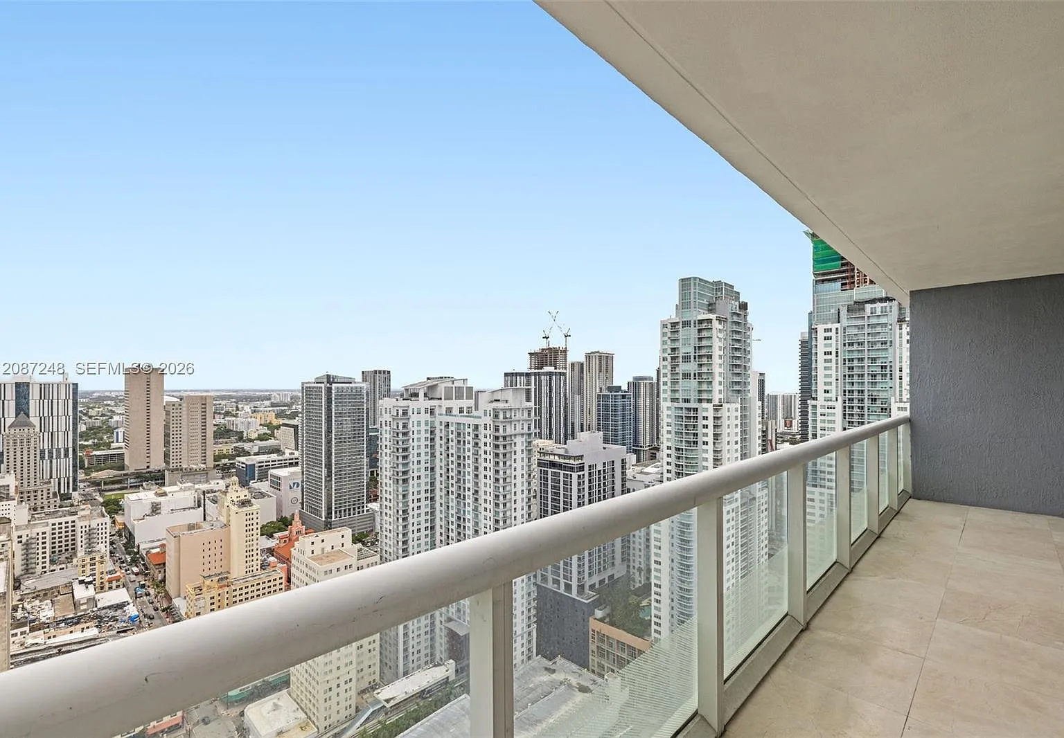 50 Biscayne Condo — Photo 3