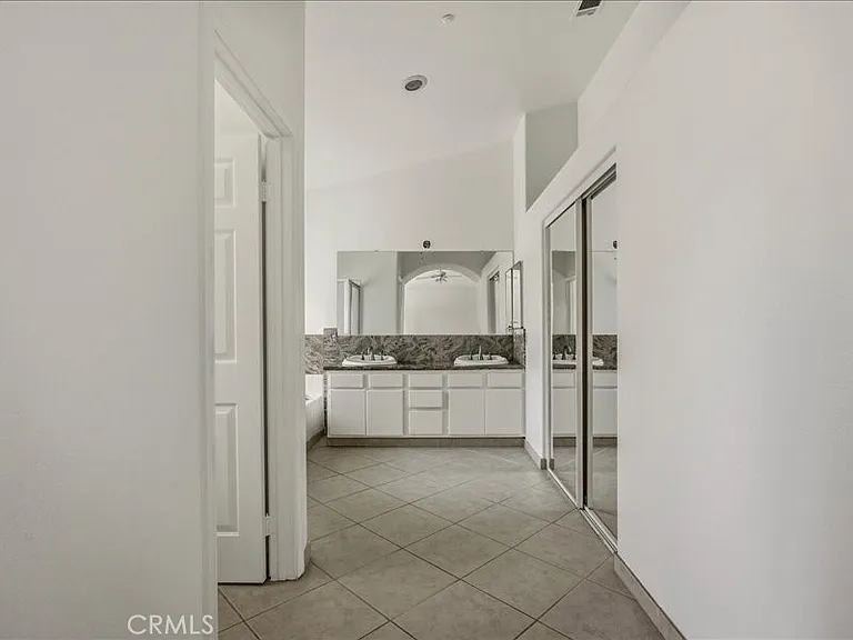 5142 Cellini Dr — Photo 35