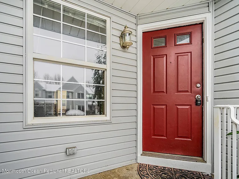 707 Hatchery Ct — Photo 3