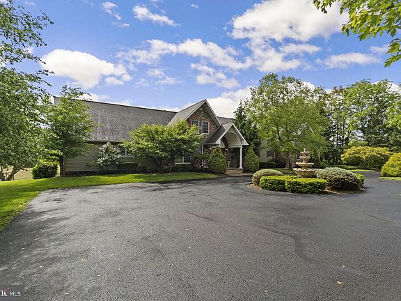 3rd image of 5118 Burkholder Rd