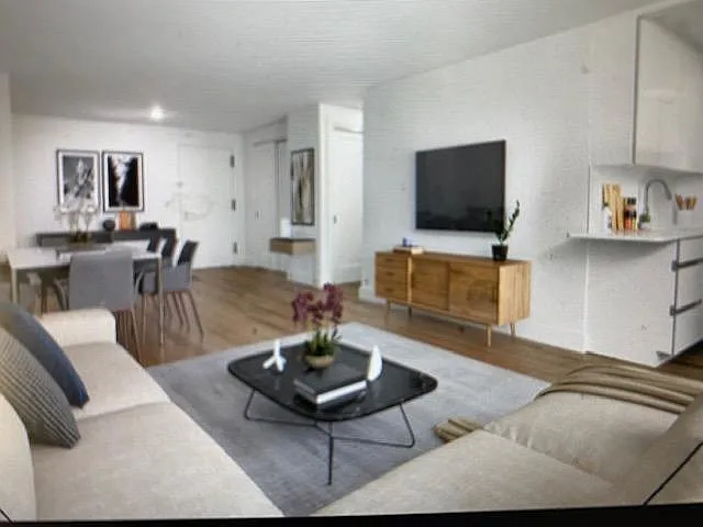 447 Landfair Ave #1 — Photo 3