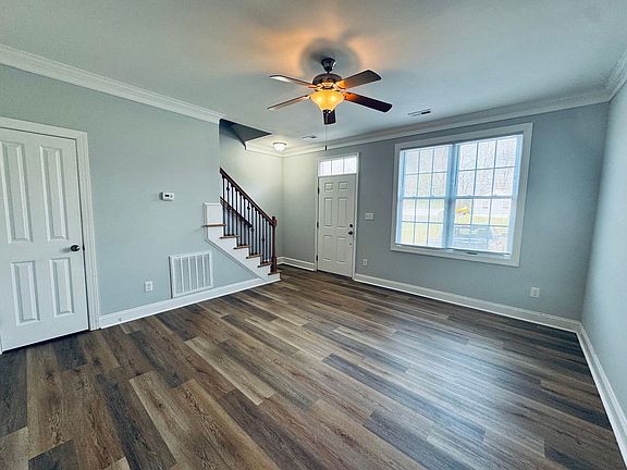 2nd image of 824 Wiggington Rd #103