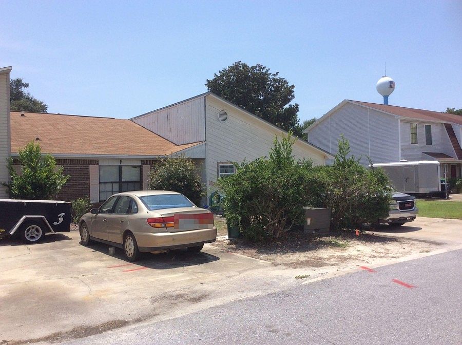 1st image of 616 Sandalwood Dr